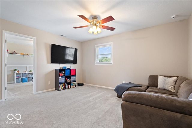 12885 Howe Road, Fishers, IN 46038