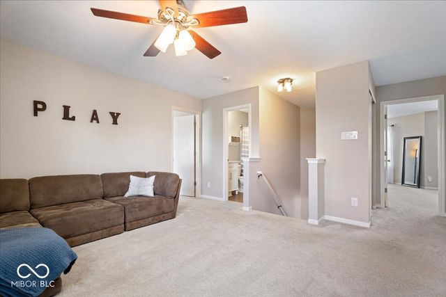 12885 Howe Road, Fishers, IN 46038
