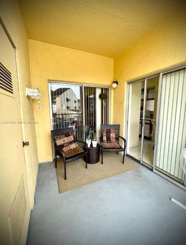 15320 SW 106th Terrace 1108, Miami, FL 33196