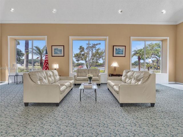 15320 SW 106th Terrace 1108, Miami, FL 33196