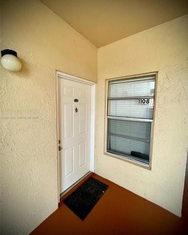 15320 SW 106th Terrace 1108, Miami, FL 33196