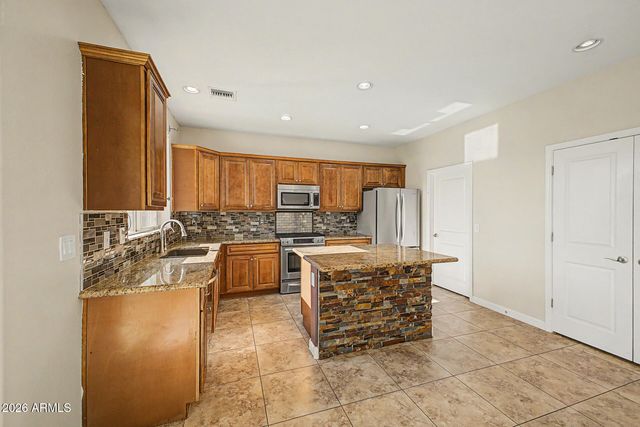 8312 S 15TH Street, Phoenix, AZ 85042