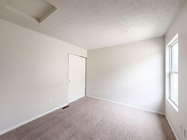 3841 Bay Village Street, Columbus, OH 43232