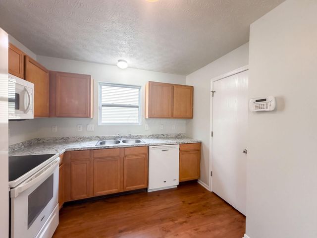 3841 Bay Village Street, Columbus, OH 43232