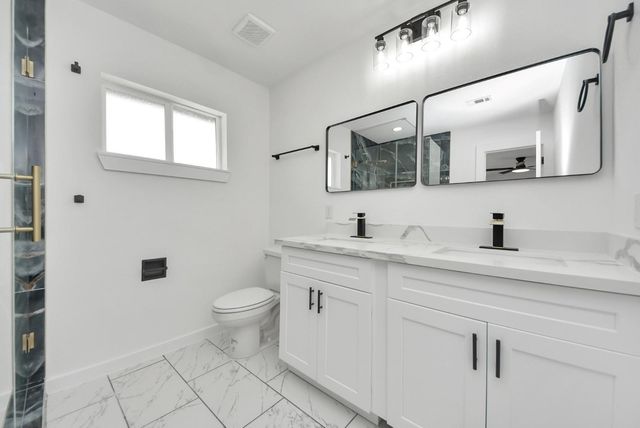 1418 San Sebastian Lane, Nassau Bay, TX 77058