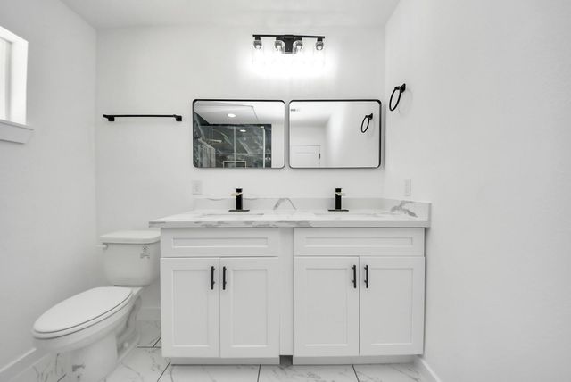 1418 San Sebastian Lane, Nassau Bay, TX 77058