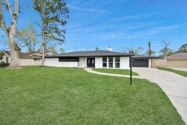1418 San Sebastian Lane, Nassau Bay, TX 77058