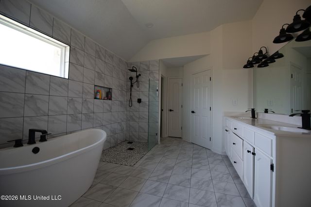 9883 Chris Drive, Olive Branch, MS 38654