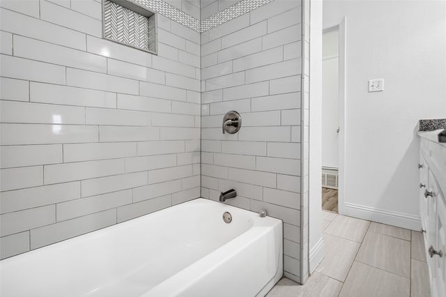 2328 Globe Avenue, Dallas, TX 75228