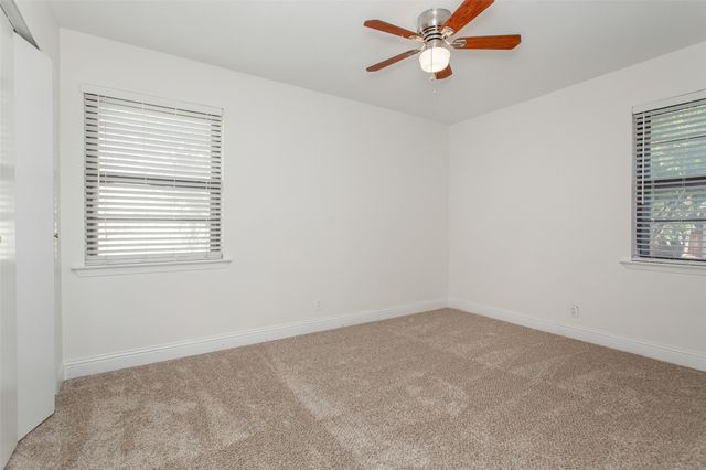2328 Globe Avenue, Dallas, TX 75228
