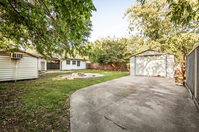 2328 Globe Avenue, Dallas, TX 75228