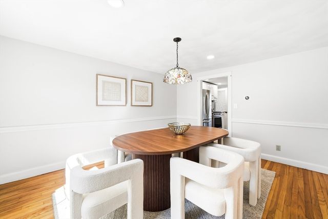 17 Woodhaven Rd, Newton, MA 02468