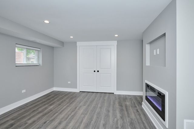 8926 Natoma Avenue, Morton Grove, IL 60053