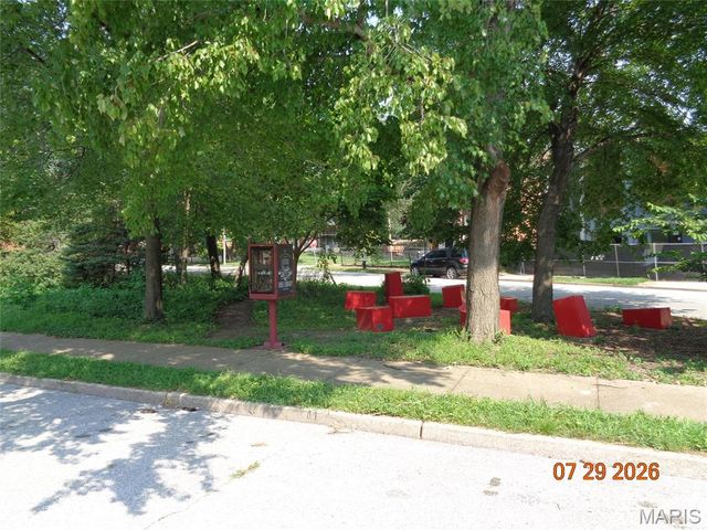 1412 Wright Street, St Louis, MO 63107