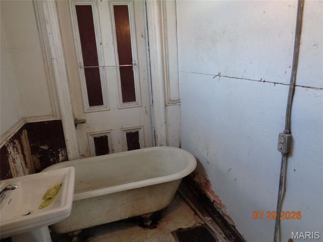 1412 Wright Street, St Louis, MO 63107