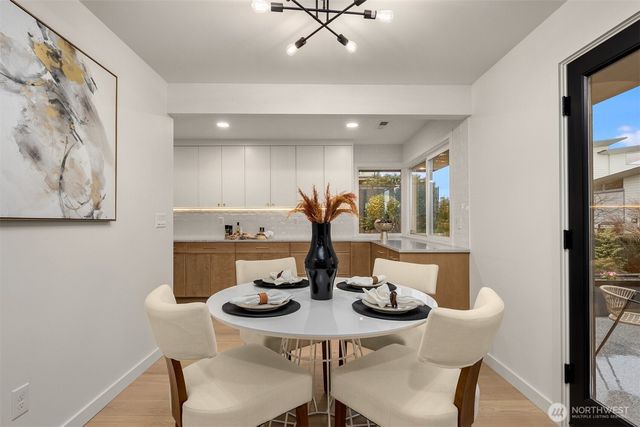 3702 W Fulton Street, Seattle, WA 98199