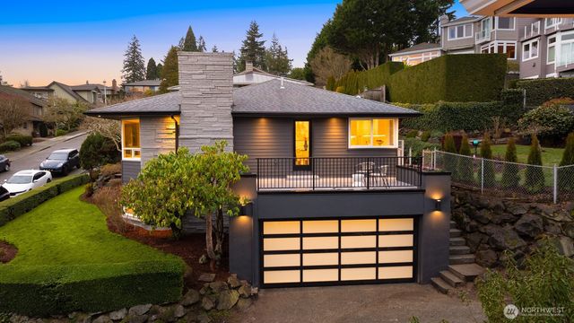 3702 W Fulton Street, Seattle, WA 98199