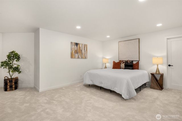 3702 W Fulton Street, Seattle, WA 98199