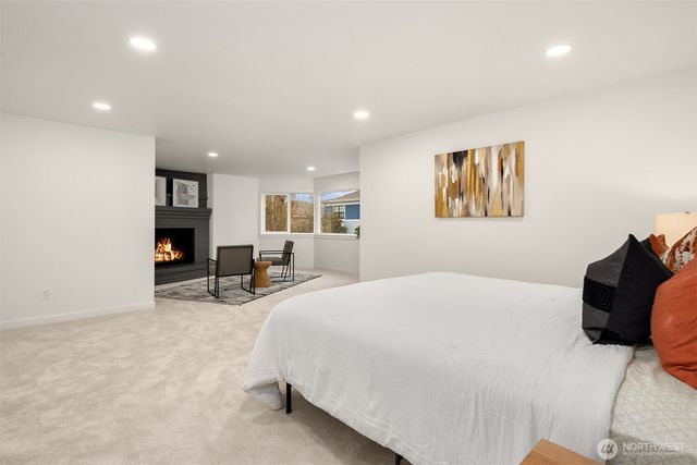 3702 W Fulton Street, Seattle, WA 98199