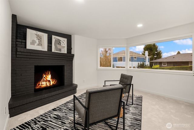 3702 W Fulton Street, Seattle, WA 98199