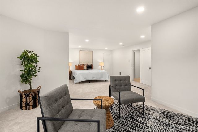 3702 W Fulton Street, Seattle, WA 98199