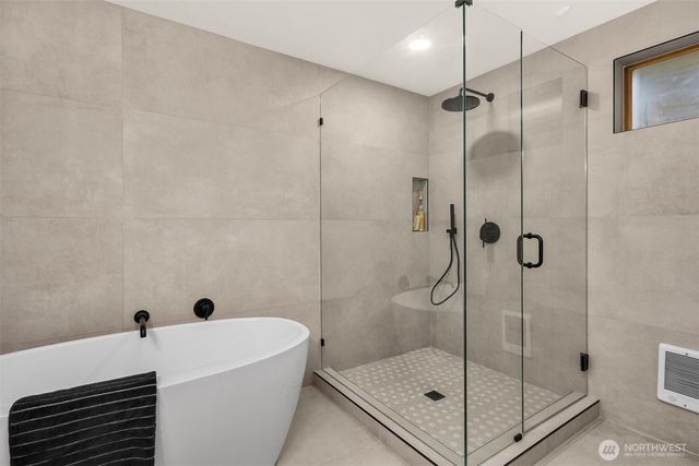 3702 W Fulton Street, Seattle, WA 98199