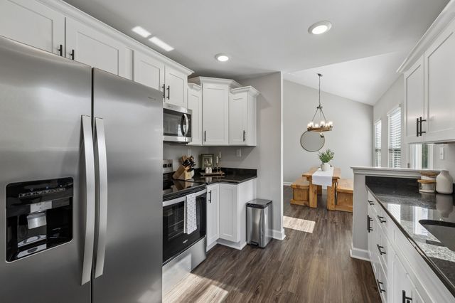 300 Still Point Rd, Smithville, TN 37166