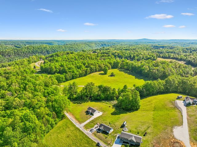 300 Still Point Rd, Smithville, TN 37166