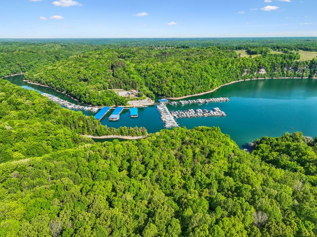 300 Still Point Rd, Smithville, TN 37166