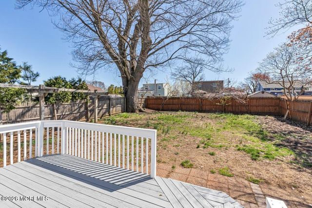 78 Liberty Place, Hazlet, NJ 07734