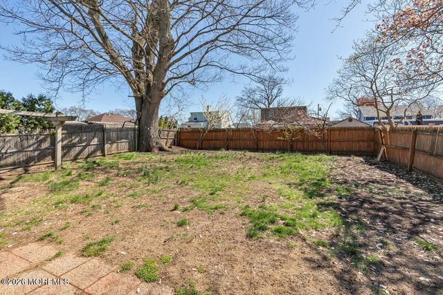 78 Liberty Place, Hazlet, NJ 07734