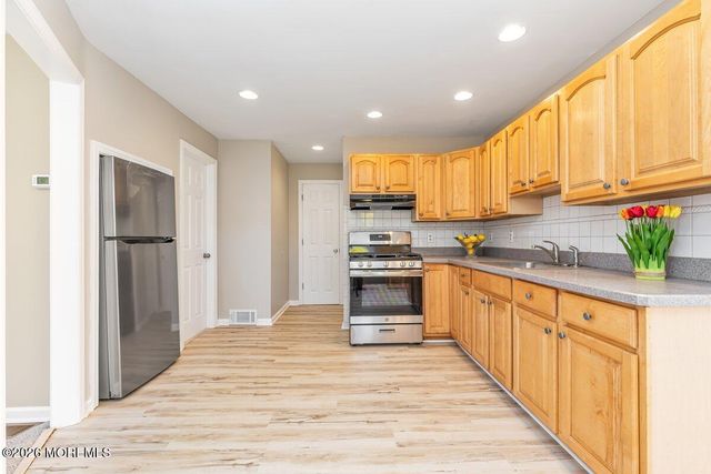 78 Liberty Place, Hazlet, NJ 07734