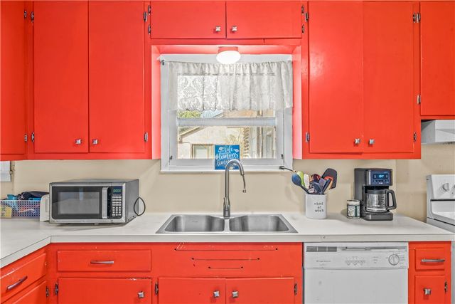618 Ralston Ave, Corpus Christi, TX 78404