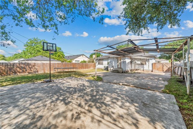 618 Ralston Ave, Corpus Christi, TX 78404