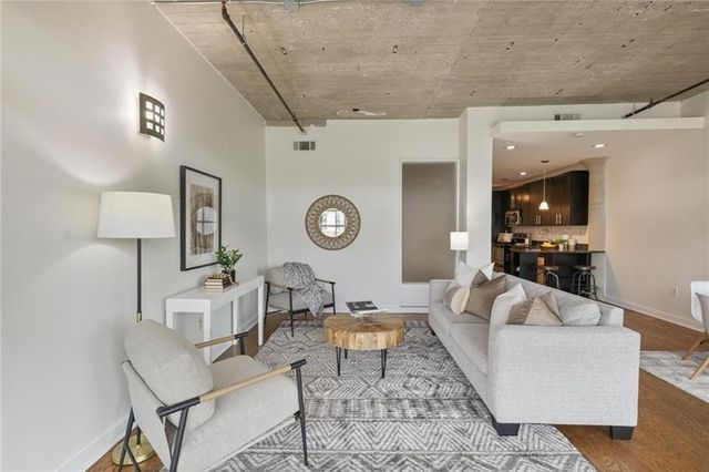 890 Memorial Drive SE 204, Atlanta, GA 30316