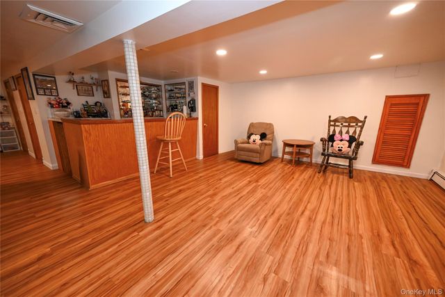 1522 Rica Place, Valley Stream, NY 11580