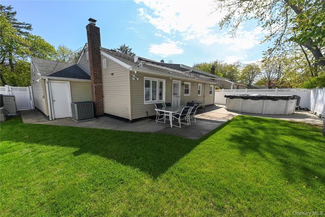 1522 Rica Place, Valley Stream, NY 11580