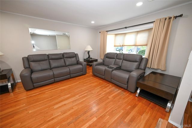 1522 Rica Place, Valley Stream, NY 11580