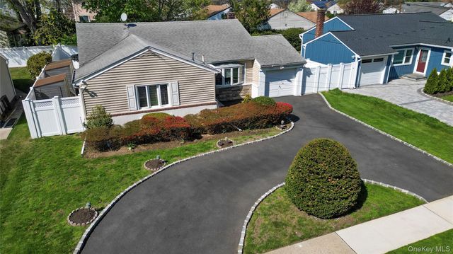 1522 Rica Place, Valley Stream, NY 11580