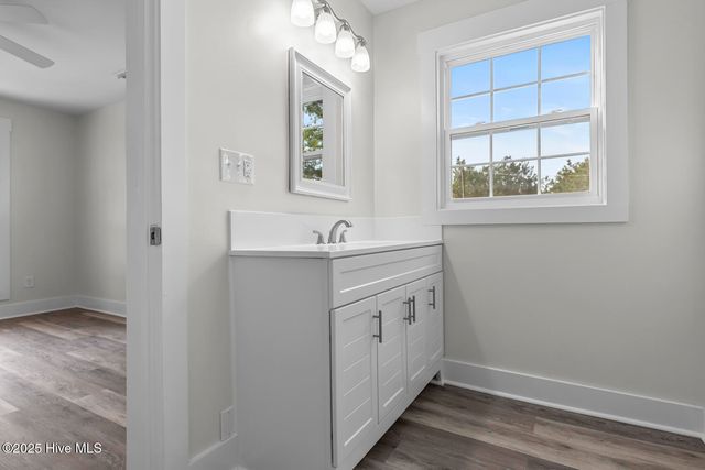 2880 Catherine Lake Road, Richlands, NC 28574