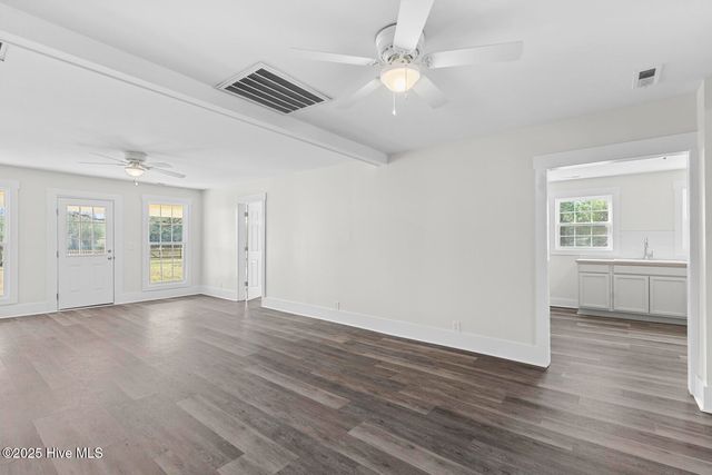 2880 Catherine Lake Road, Richlands, NC 28574