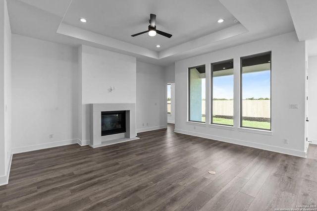 201 Lac Leman Dr, New Braunfels, TX 78130