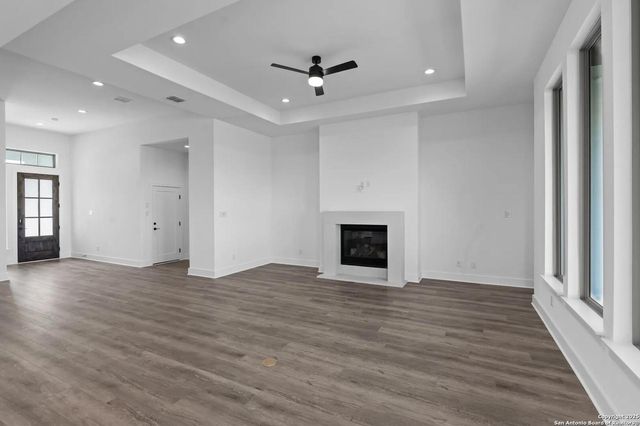 201 Lac Leman Dr, New Braunfels, TX 78130