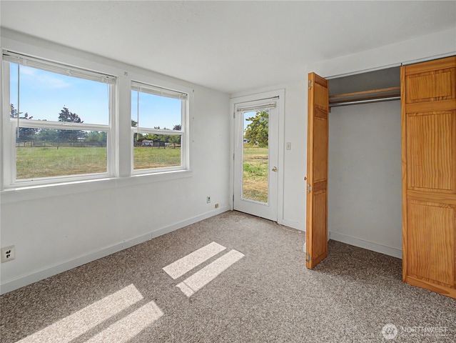 41915 212th Avenue SE, Enumclaw, WA 98022