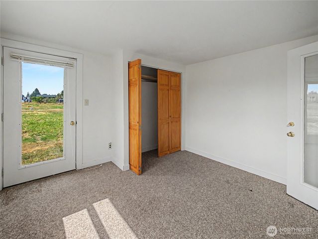 41915 212th Avenue SE, Enumclaw, WA 98022