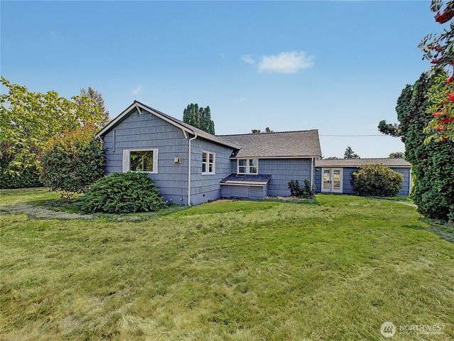 41915 212th Avenue SE, Enumclaw, WA 98022