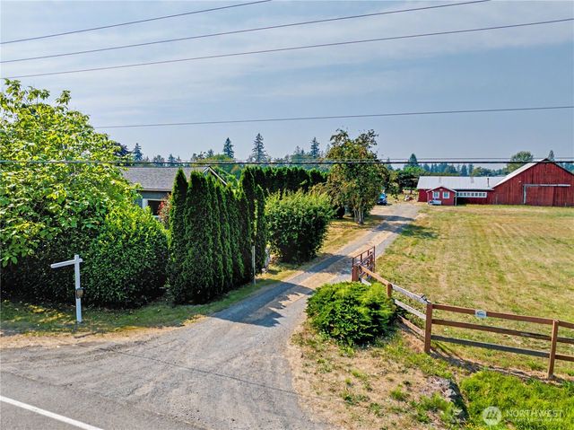 41915 212th Avenue SE, Enumclaw, WA 98022