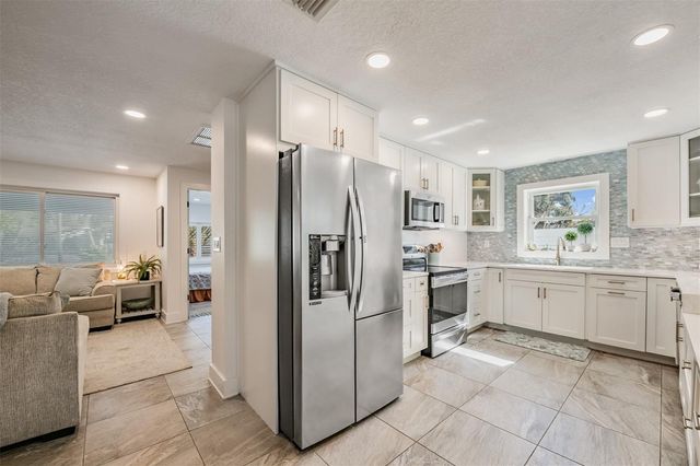 2020 CULBERSON AVENUE, Dunedin, FL 34698