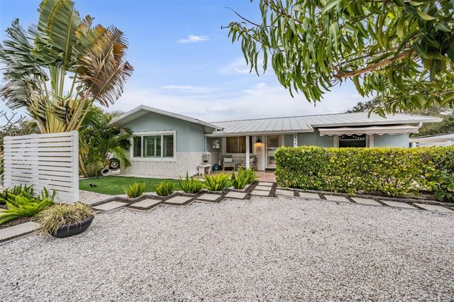 2020 CULBERSON AVENUE, Dunedin, FL 34698