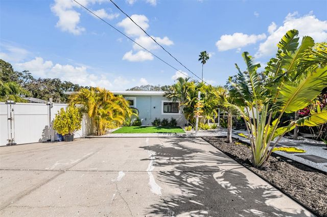 2020 CULBERSON AVENUE, Dunedin, FL 34698